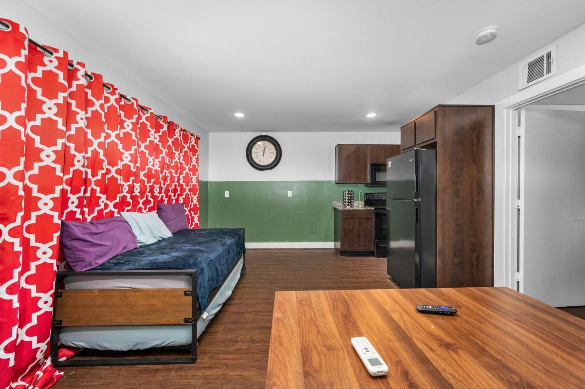 Rustic 1Br Apartment Near Medcenter-Uh-Nrg Houston Buitenkant foto